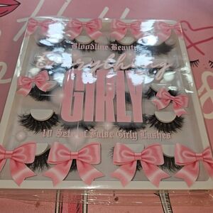 Everything Girly 10-Set False Lashes - Pink Packaging